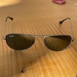 Kids RayBan Aviator Junior sunglasses (ages 4-8)